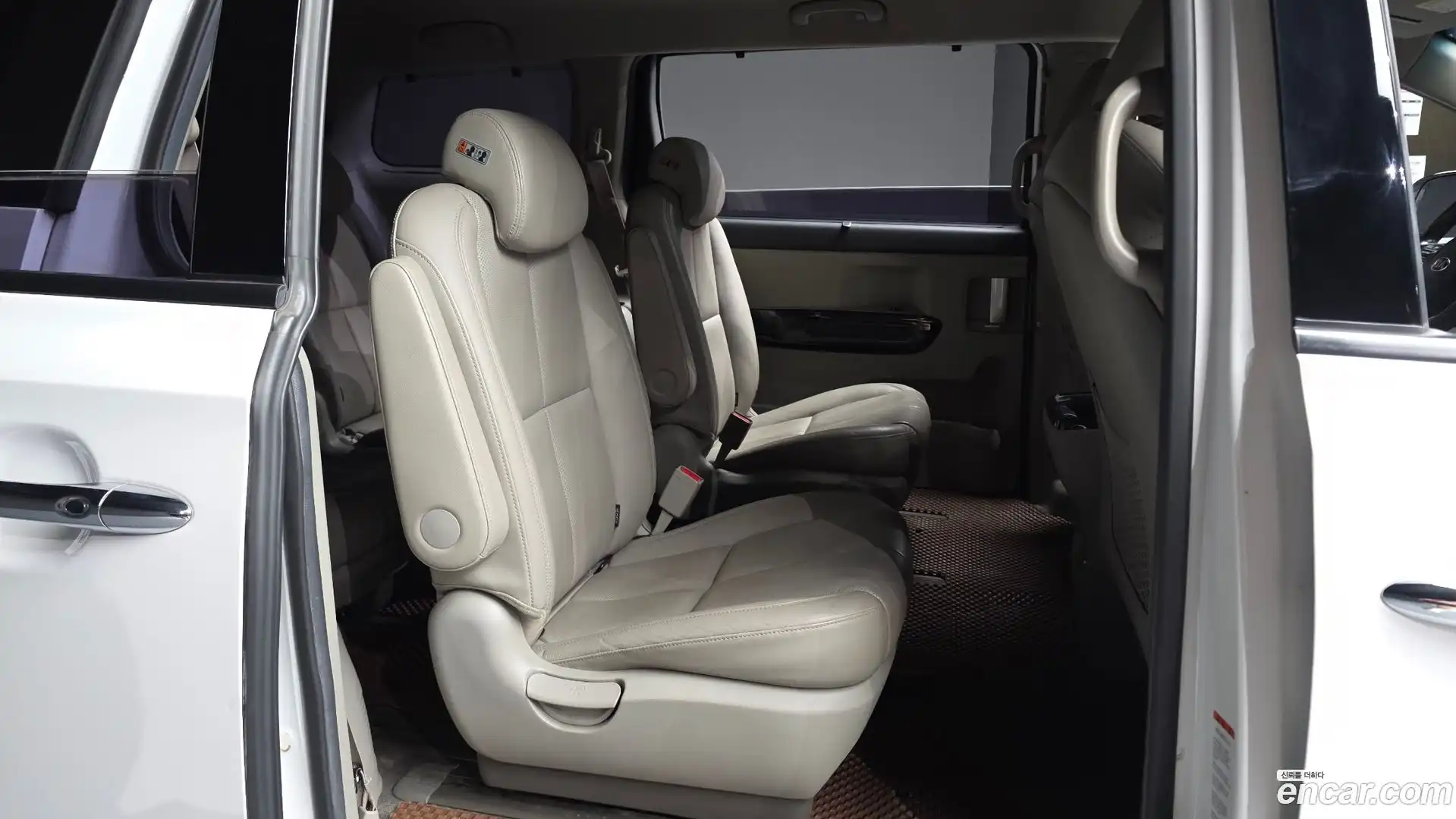 Canival Kia 2019.1-OPTION-016