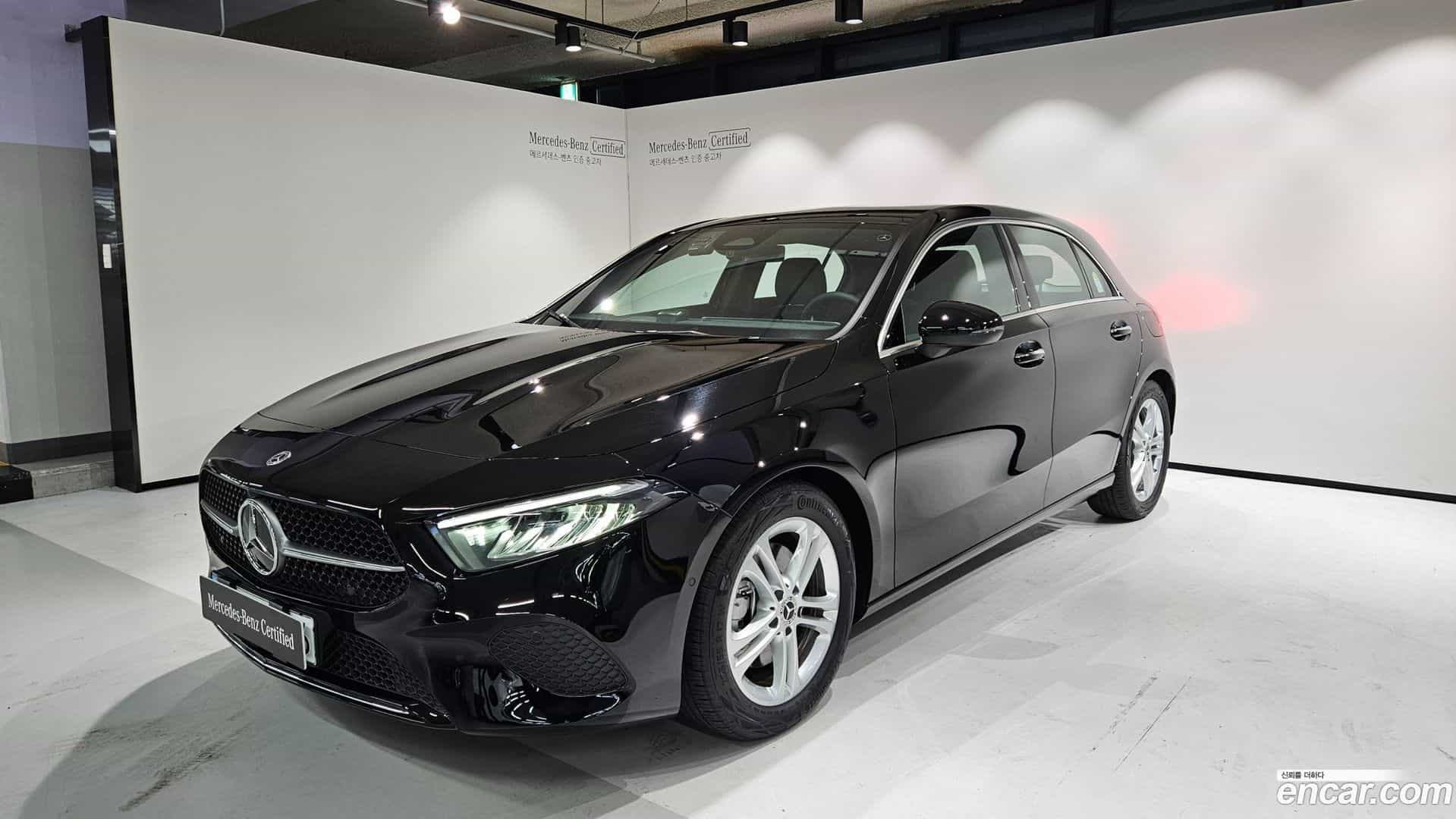 A-Class Mercedes-Benz 2025.10-OUTER-001