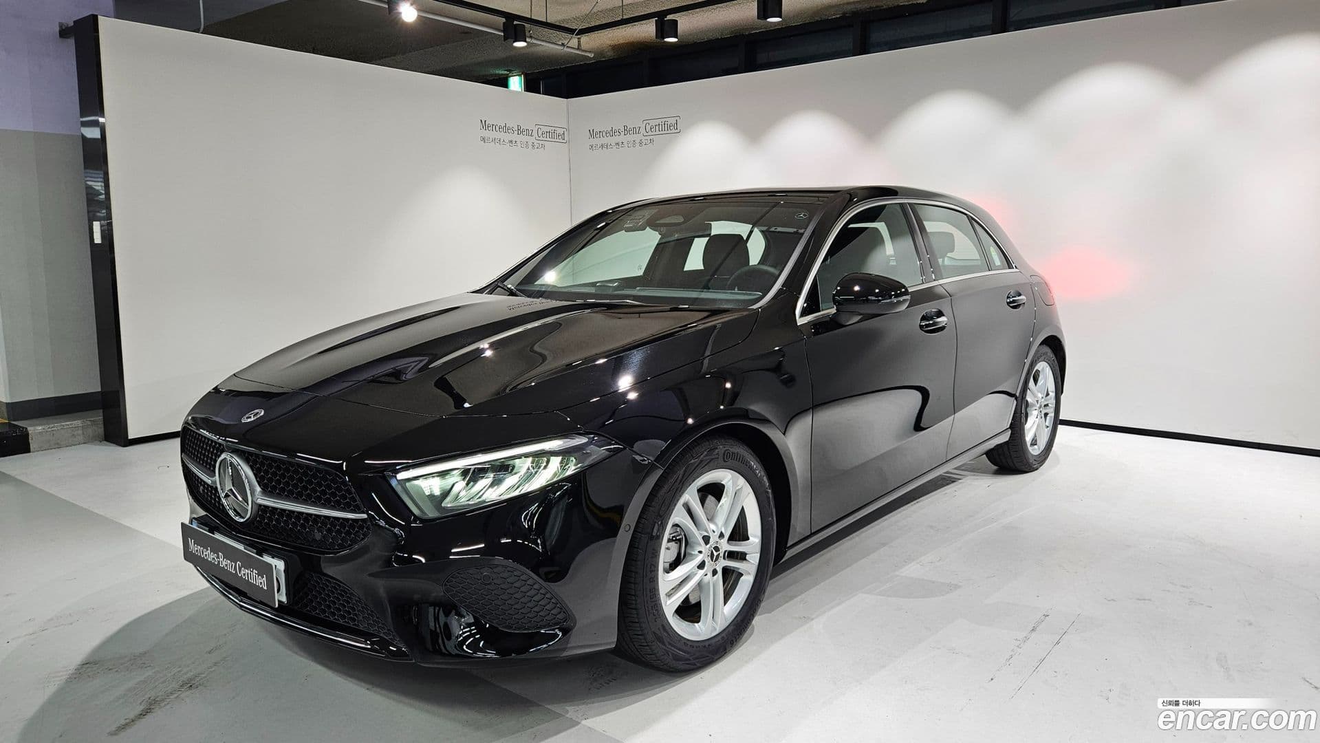 Main__Slider__Photo:A-Class Mercedes-Benz 2025.10-0