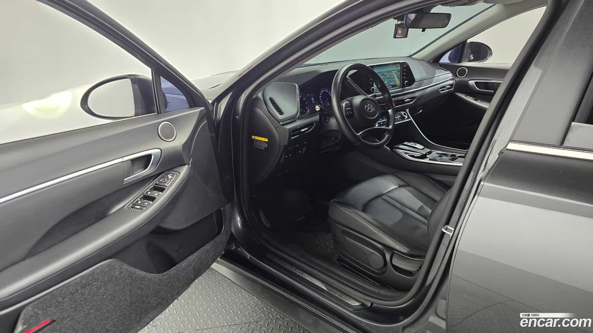 Sonata Hyundai 2019.5-INNER-010