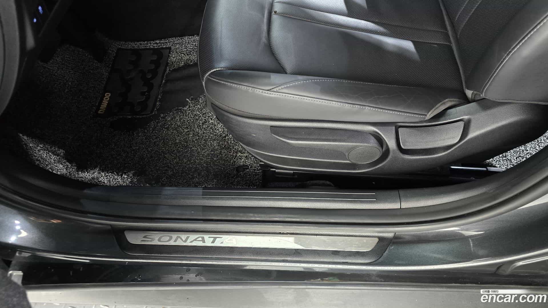 Sonata Hyundai 2019.5-OPTION-043