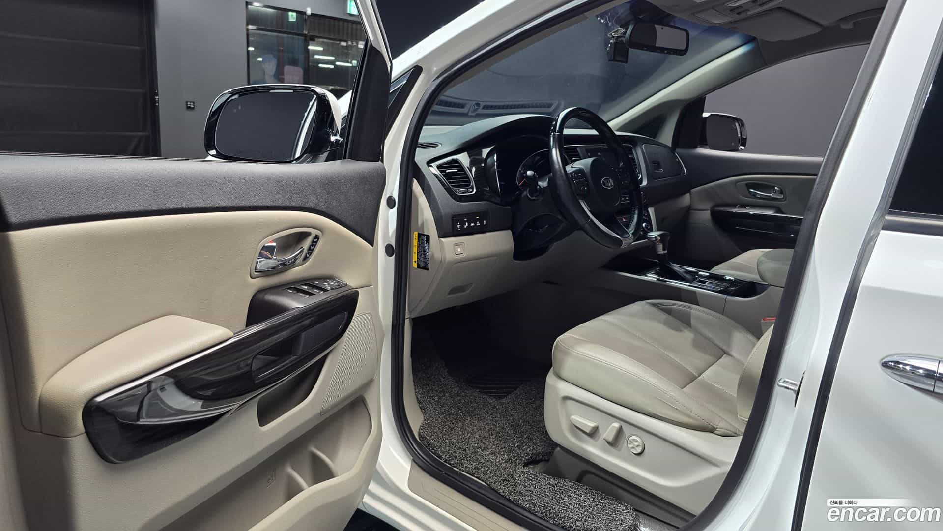 Canival Kia 2019.5-INNER-010