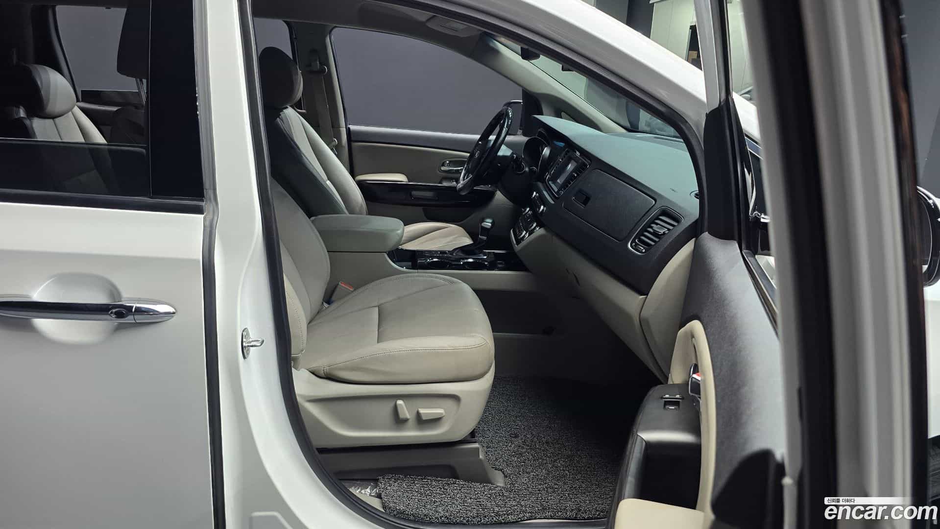 Canival Kia 2019.5-OPTION-015