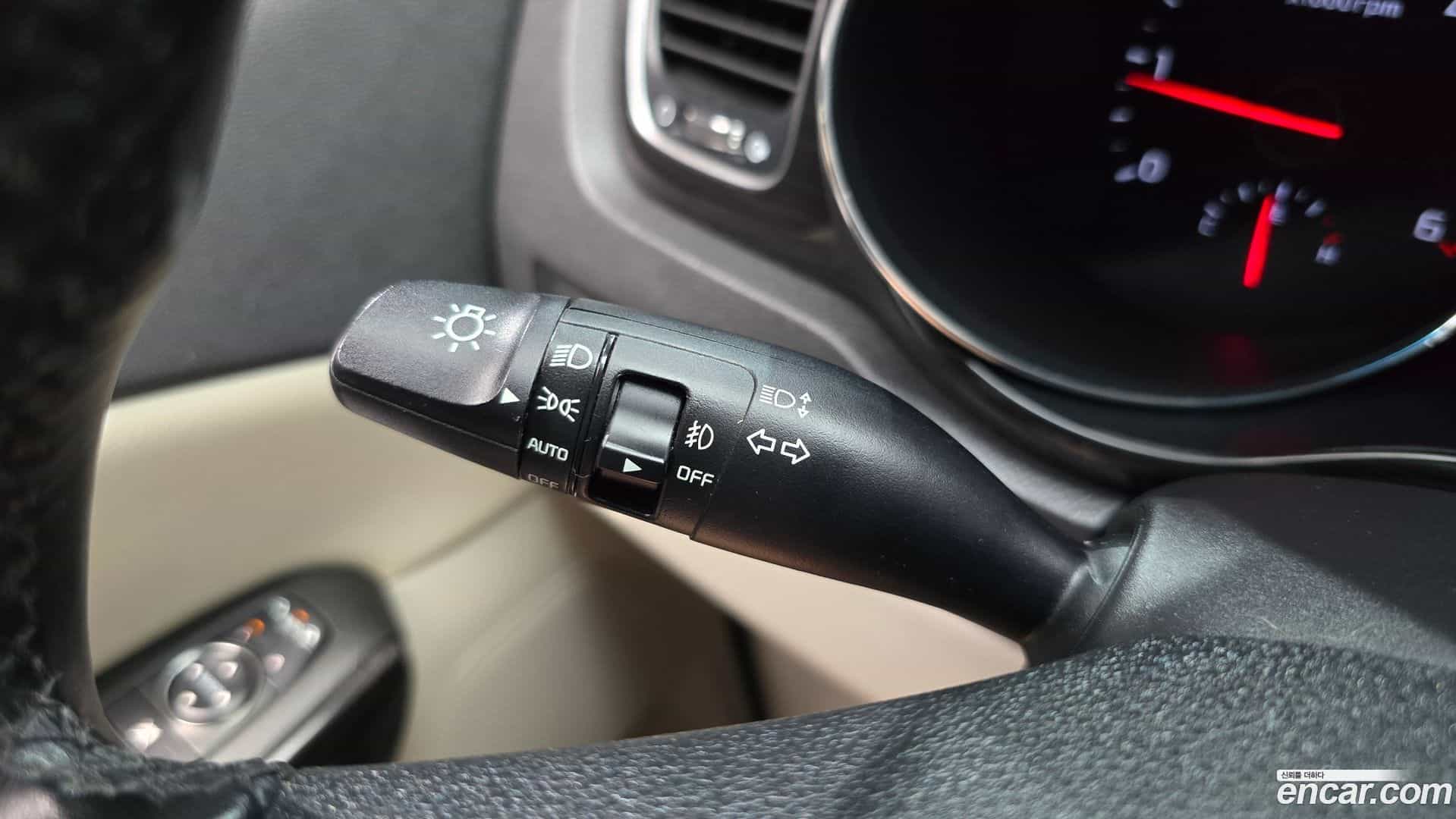 Canival Kia 2019.5-OPTION-041