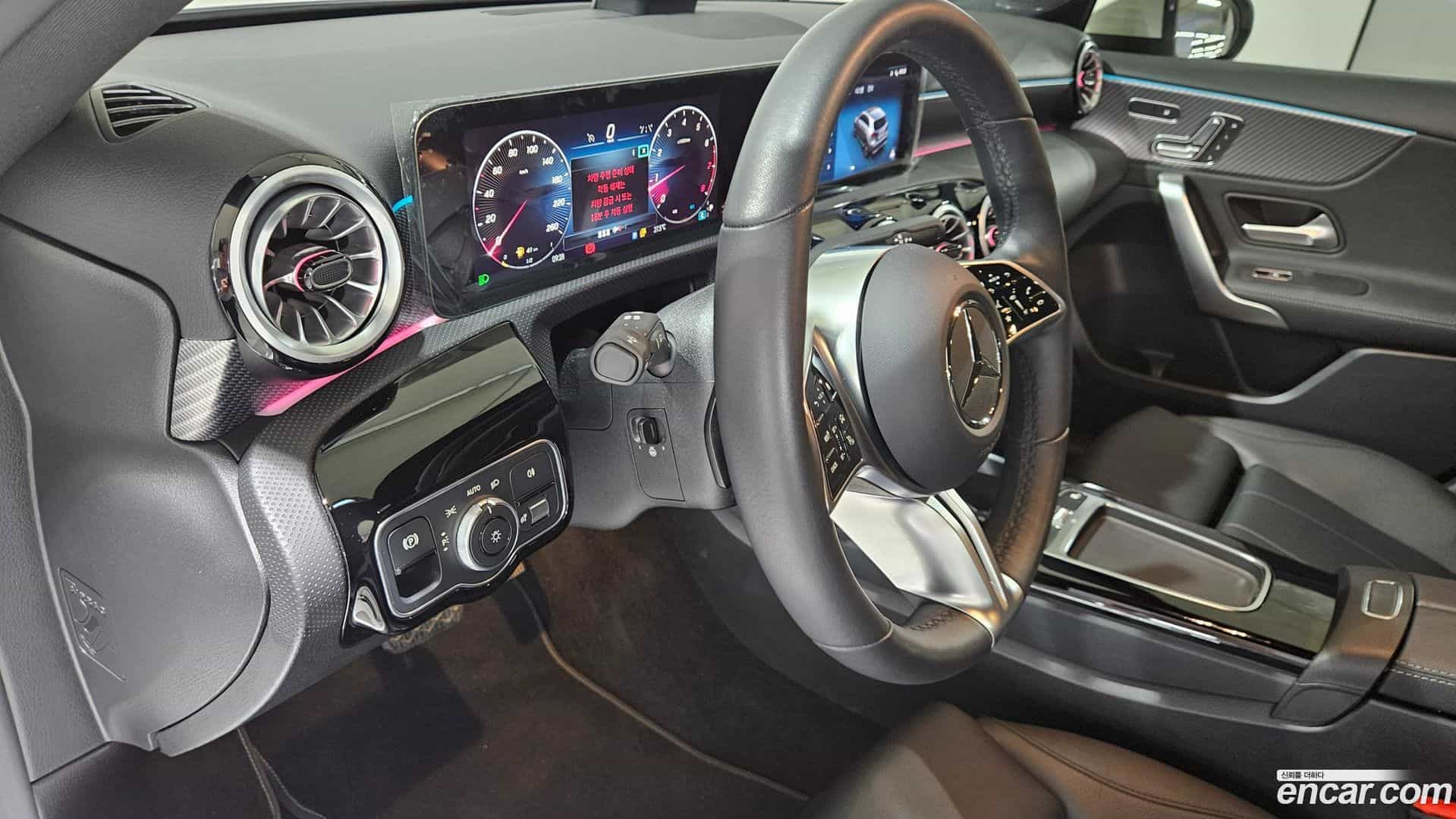 A-Class Mercedes-Benz 2024.9-OPTION-018
