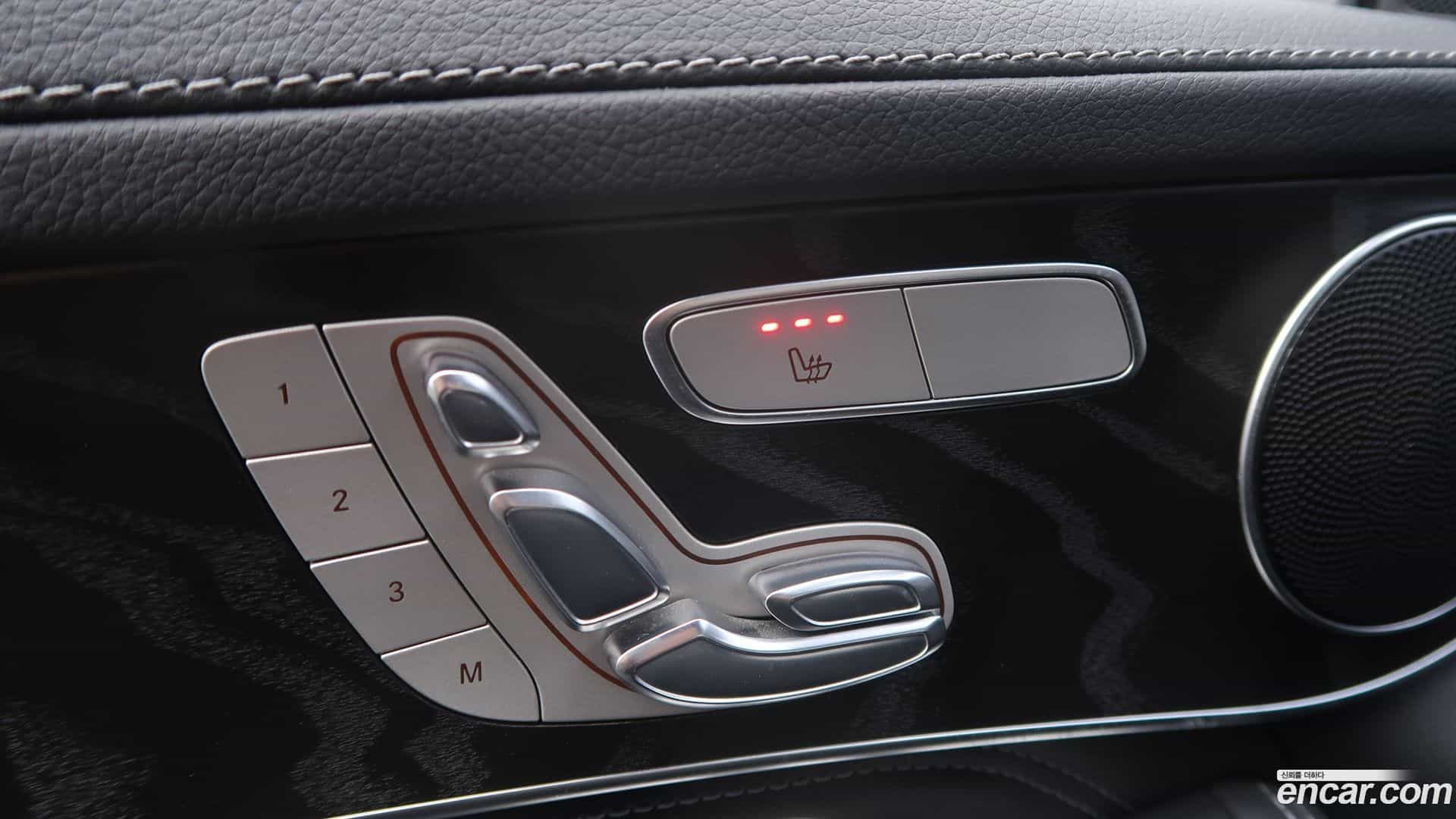 GLC-Class Mercedes-Benz 2017.0-OPTION-018
