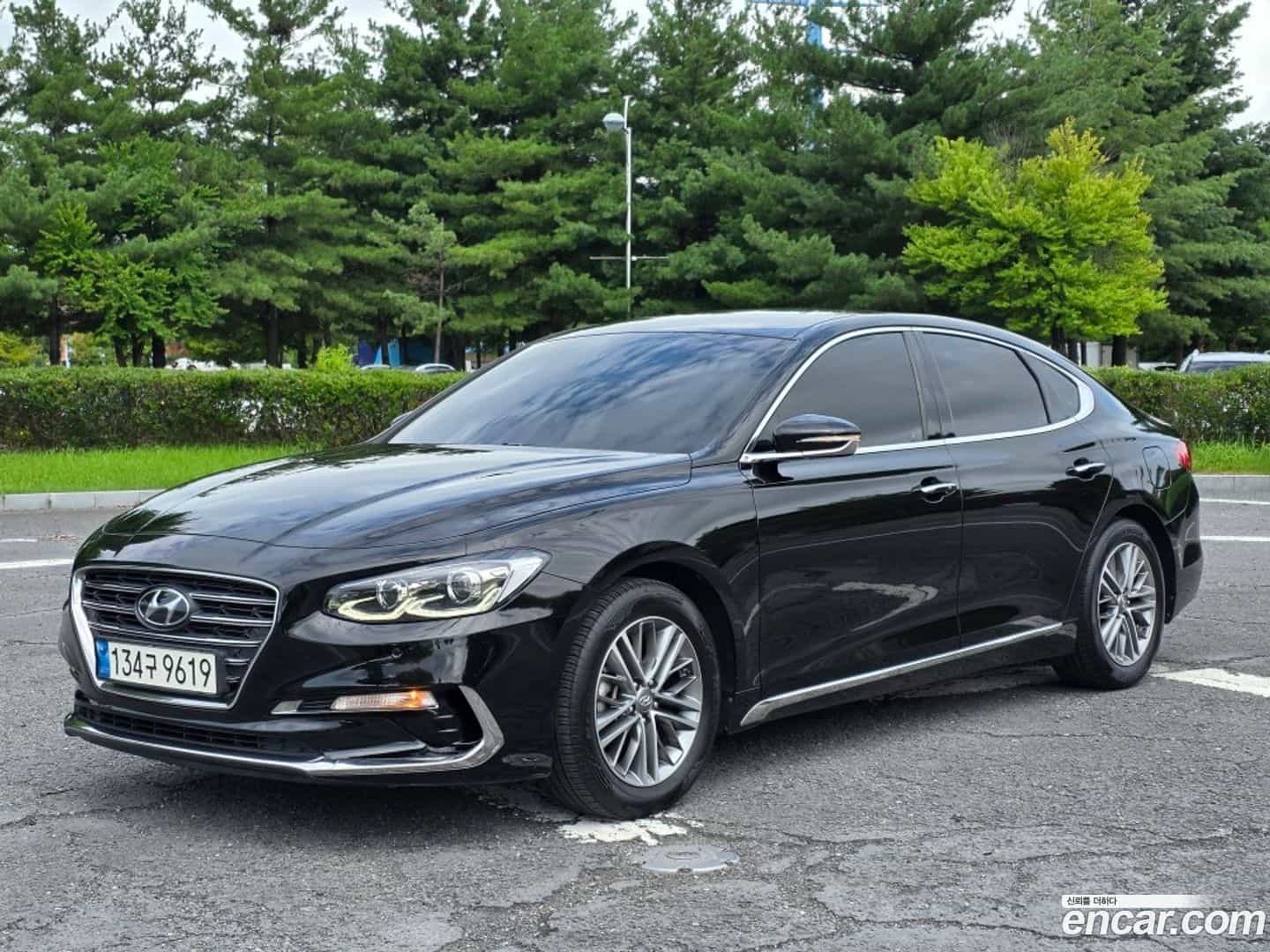 Grandeur Hyundai 2019.4-OUTER-001