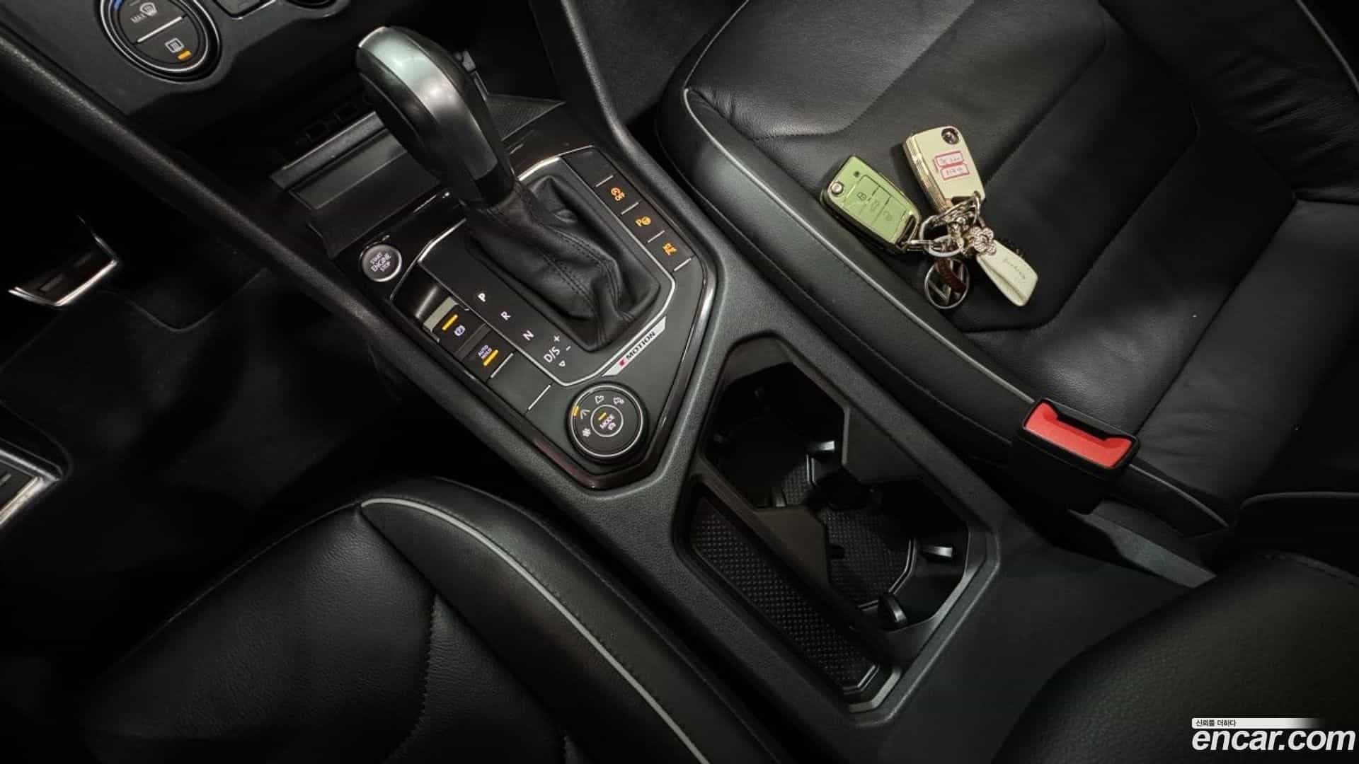 Tiguan Volkswagen 2020.6-INNER-009