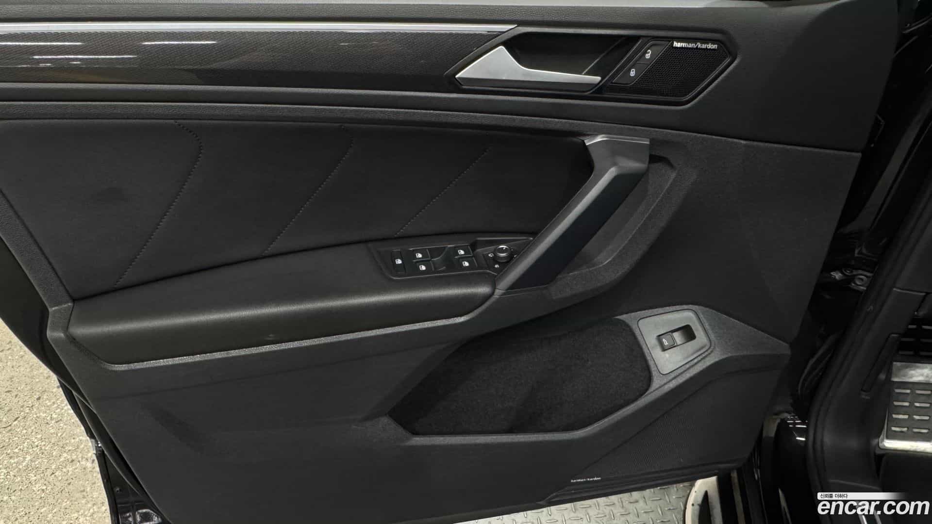 Tiguan Volkswagen 2020.6-INNER-010
