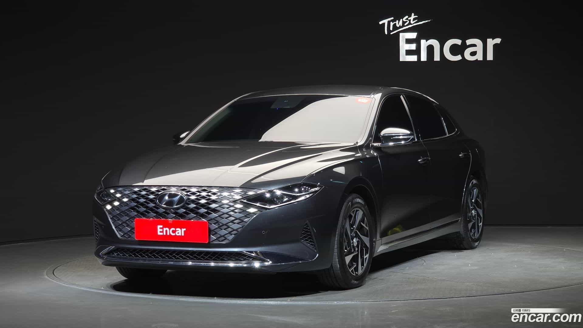 Grandeur Hyundai 2019.11-OUTER-001