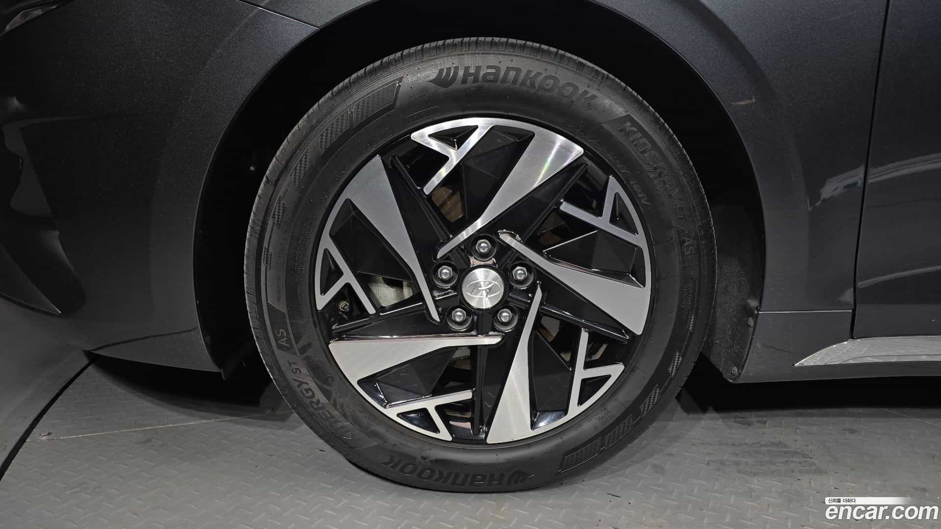 Grandeur Hyundai 2019.11-OUTER-005