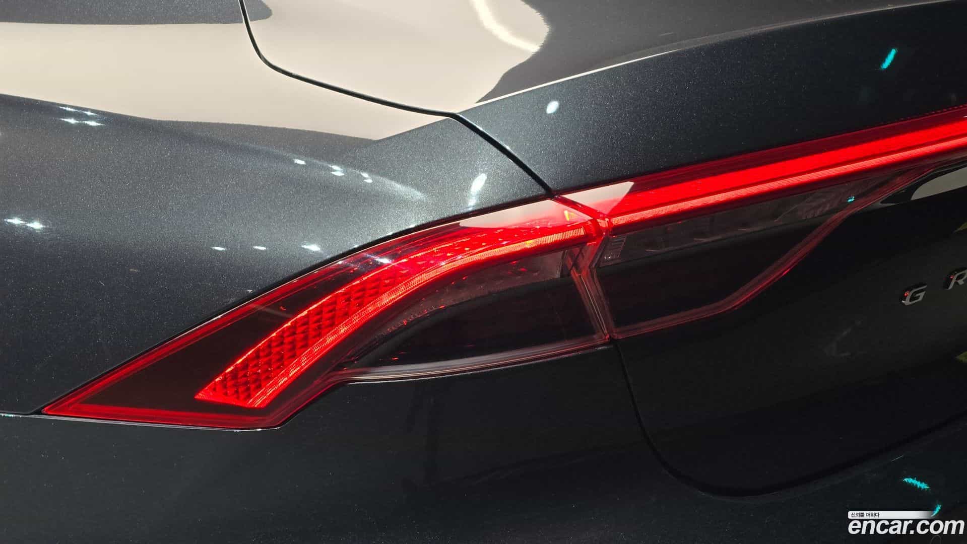 Grandeur Hyundai 2019.11-OUTER-033