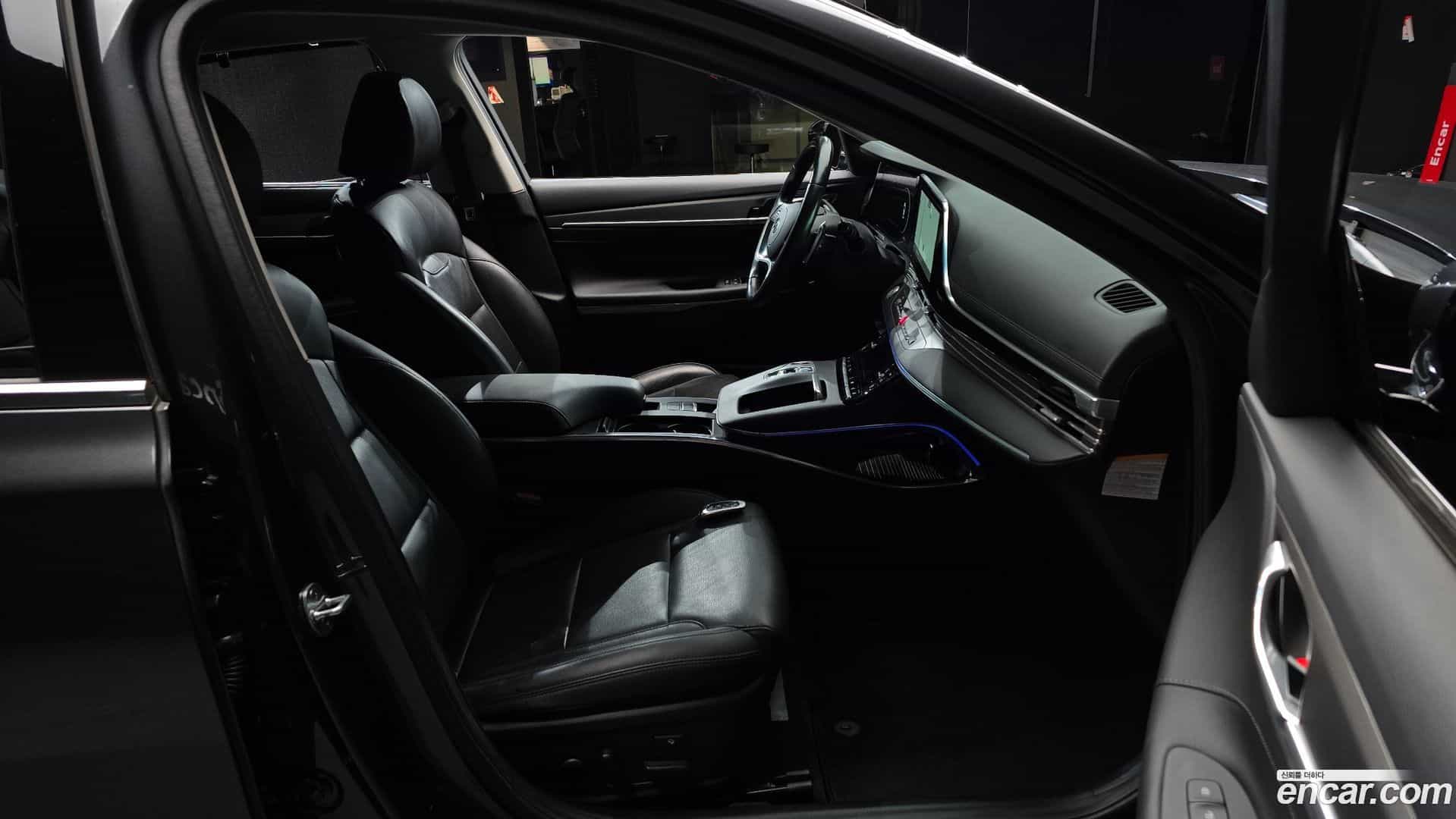 Grandeur Hyundai 2019.11-INNER-036