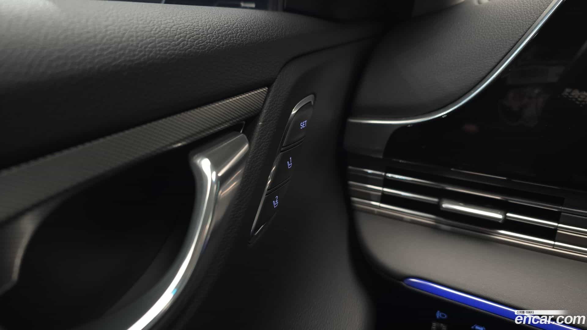 Grandeur Hyundai 2019.11-OPTION-045