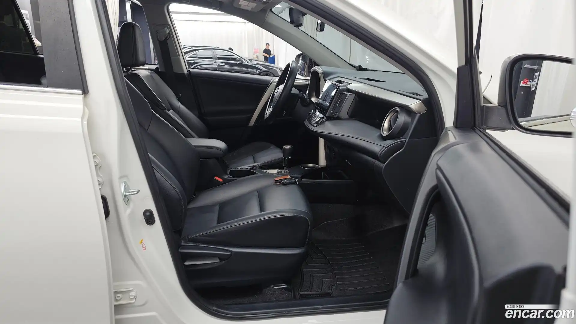 RAV4 Toyota 2015.7-OPTION-015