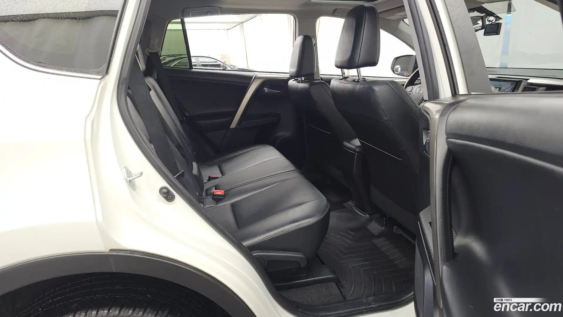 RAV4 Toyota 2015.7-OPTION-016