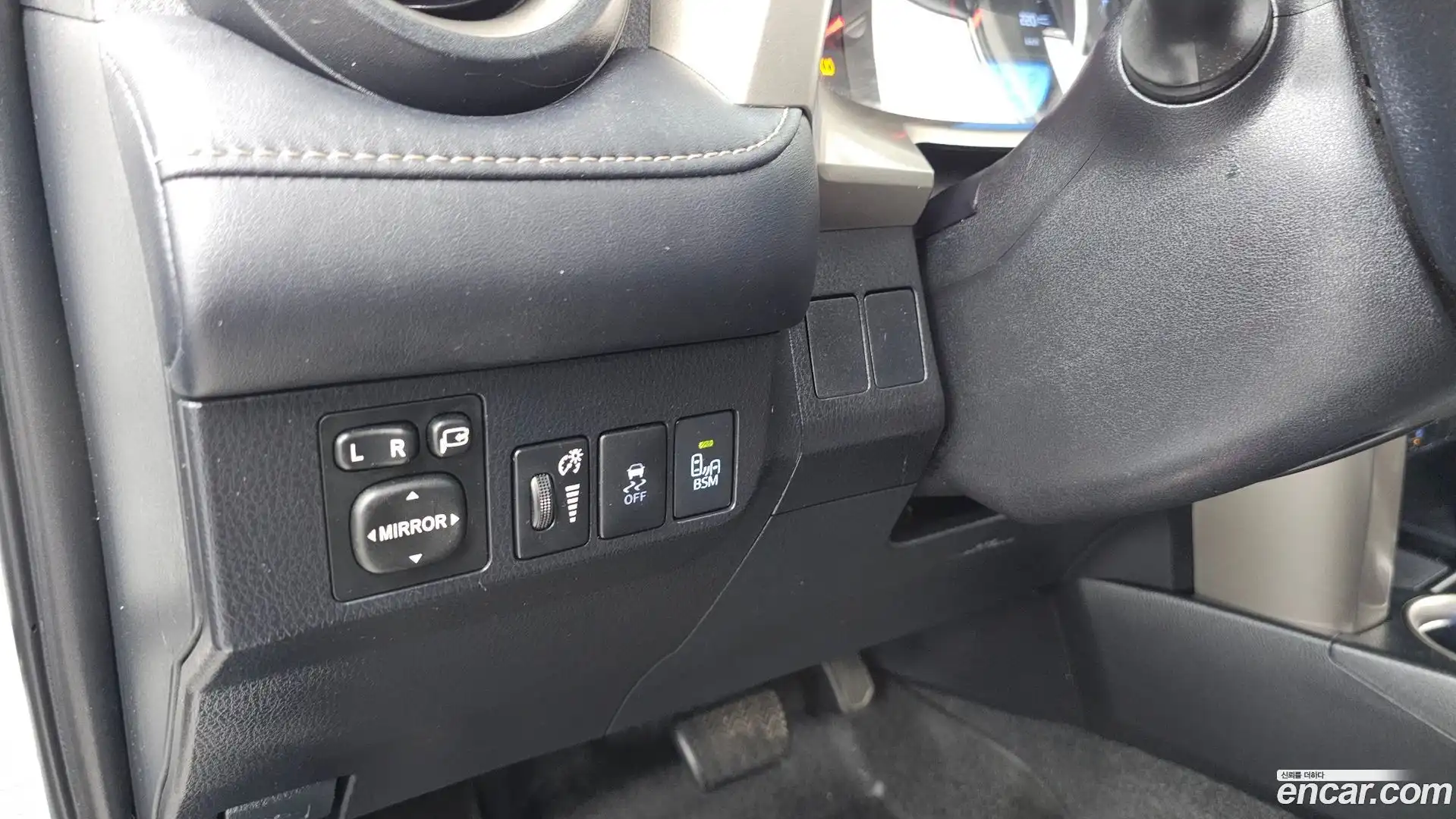 RAV4 Toyota 2015.7-OPTION-022