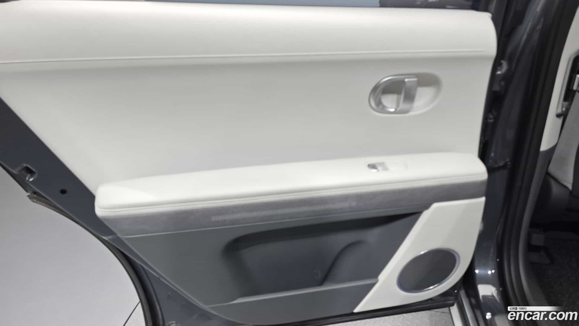 Ioniq5 Hyundai 2023.2-INNER-035