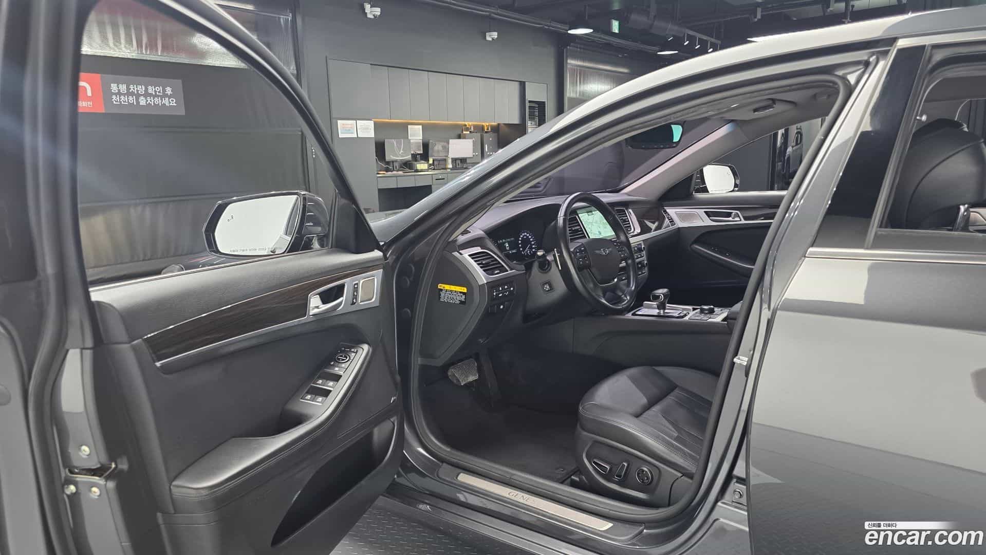 G80 Genesis 2018.4-INNER-010