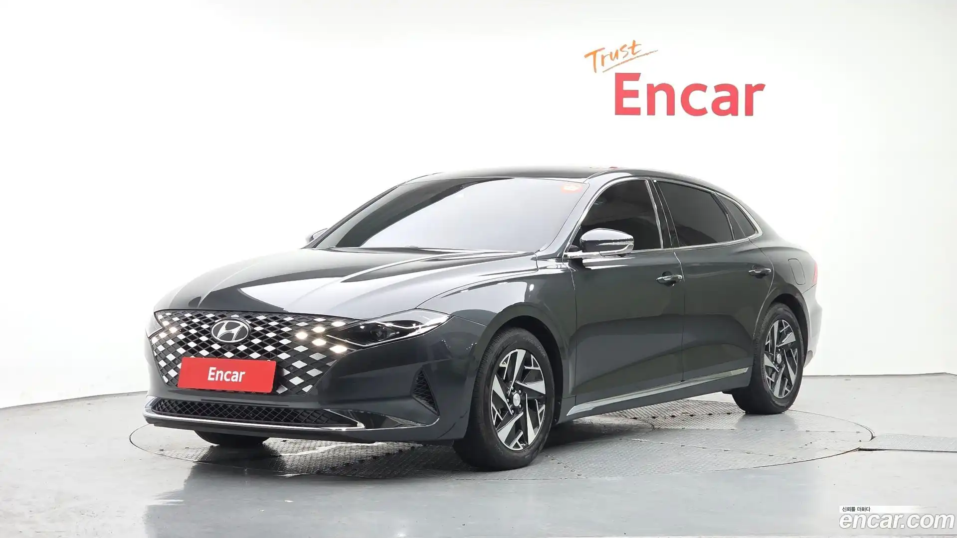 Grandeur Hyundai 2020.5-OUTER-001