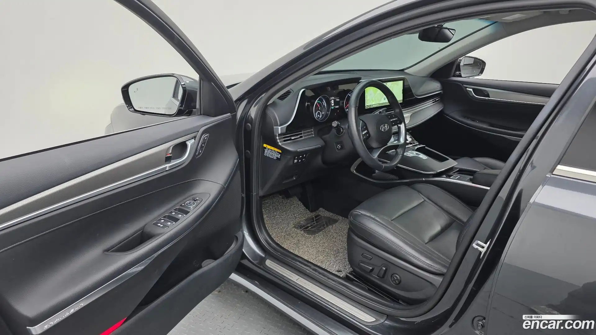 Grandeur Hyundai 2020.5-INNER-010
