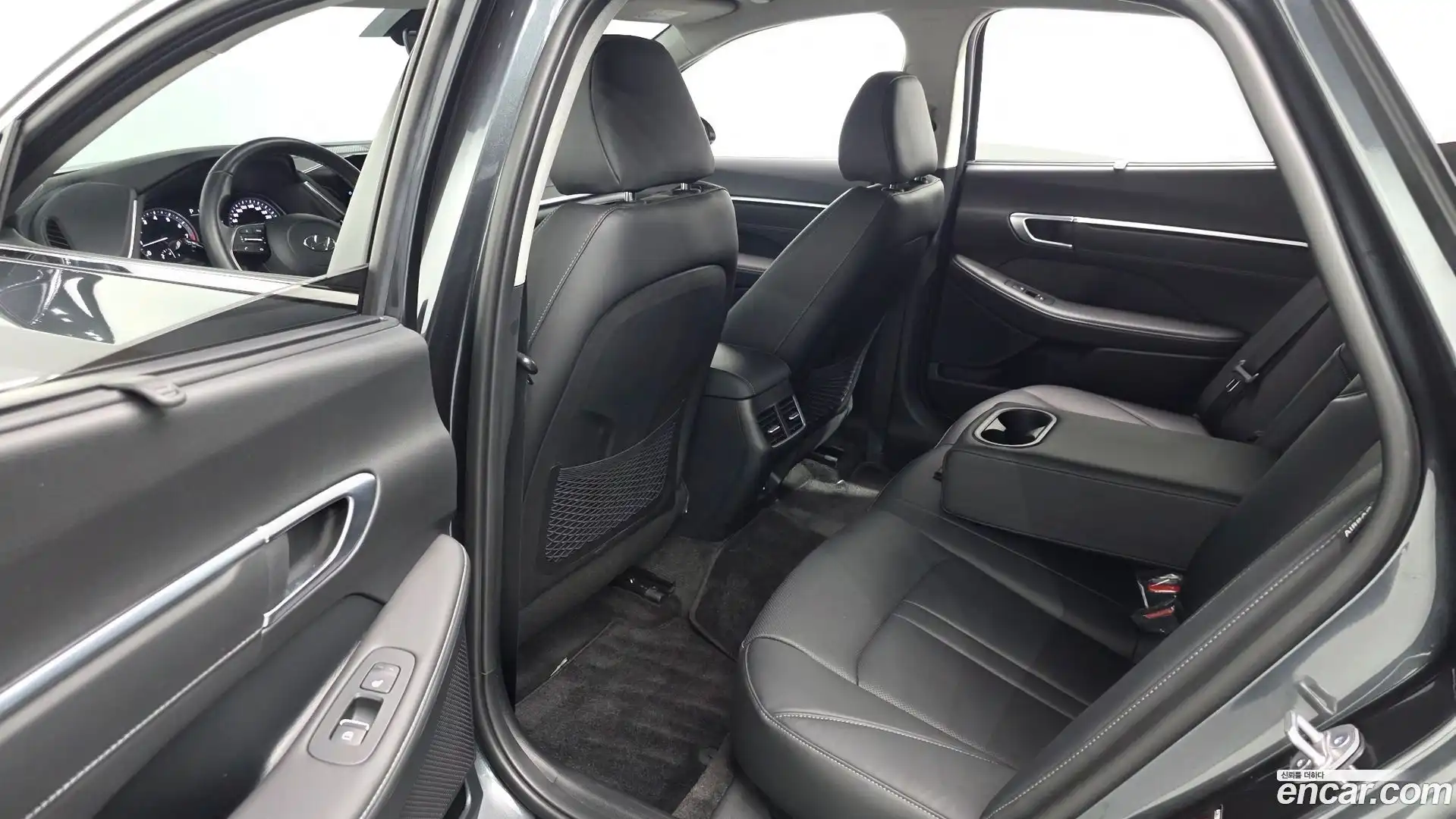 Sonata Hyundai 2023.1-OPTION-015