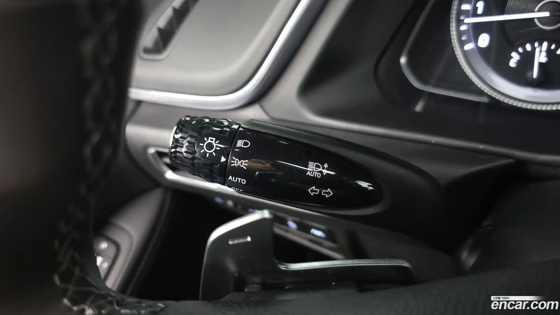 Sonata Hyundai 2023.1-OPTION-042