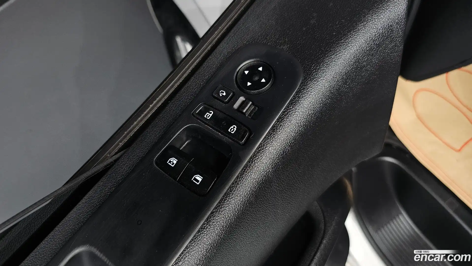 Staria Hyundai 2023.3-OPTION-024