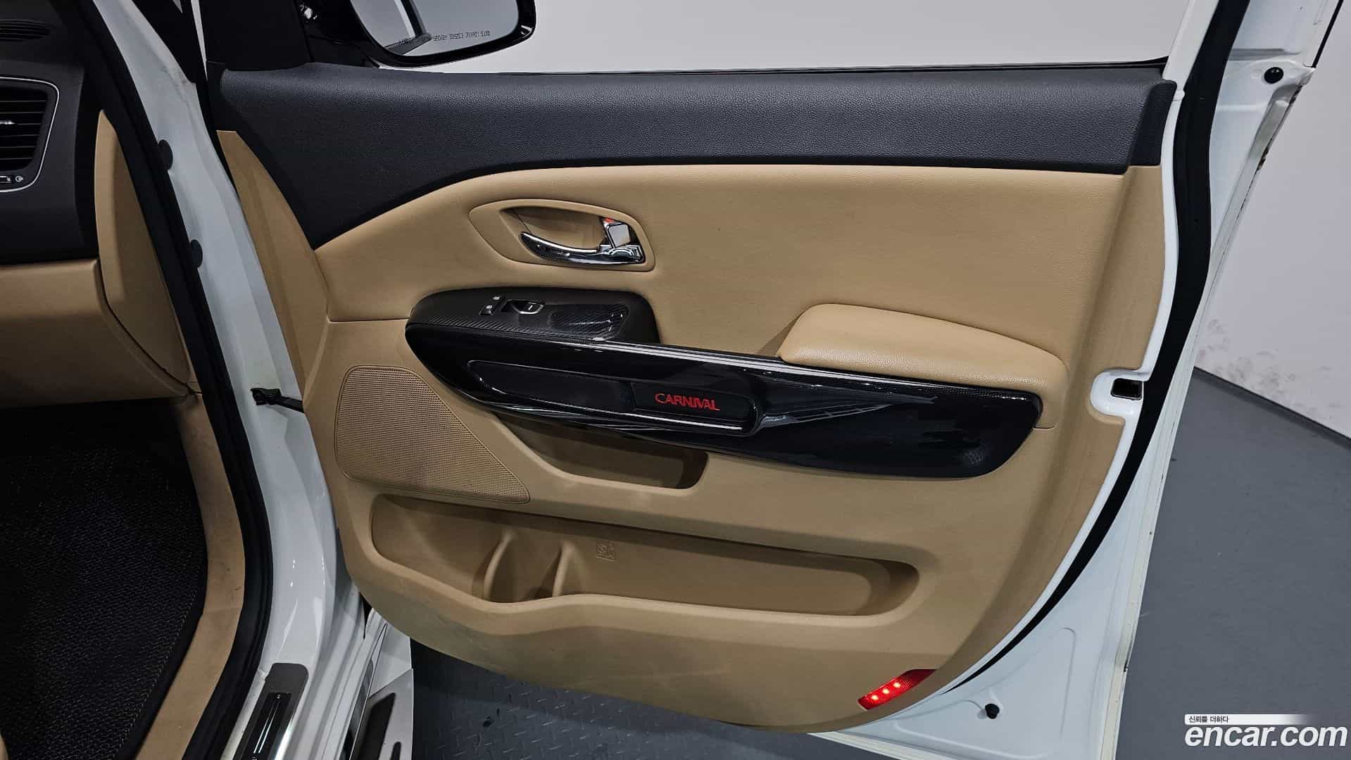 Canival Kia 2016.6-INNER-035