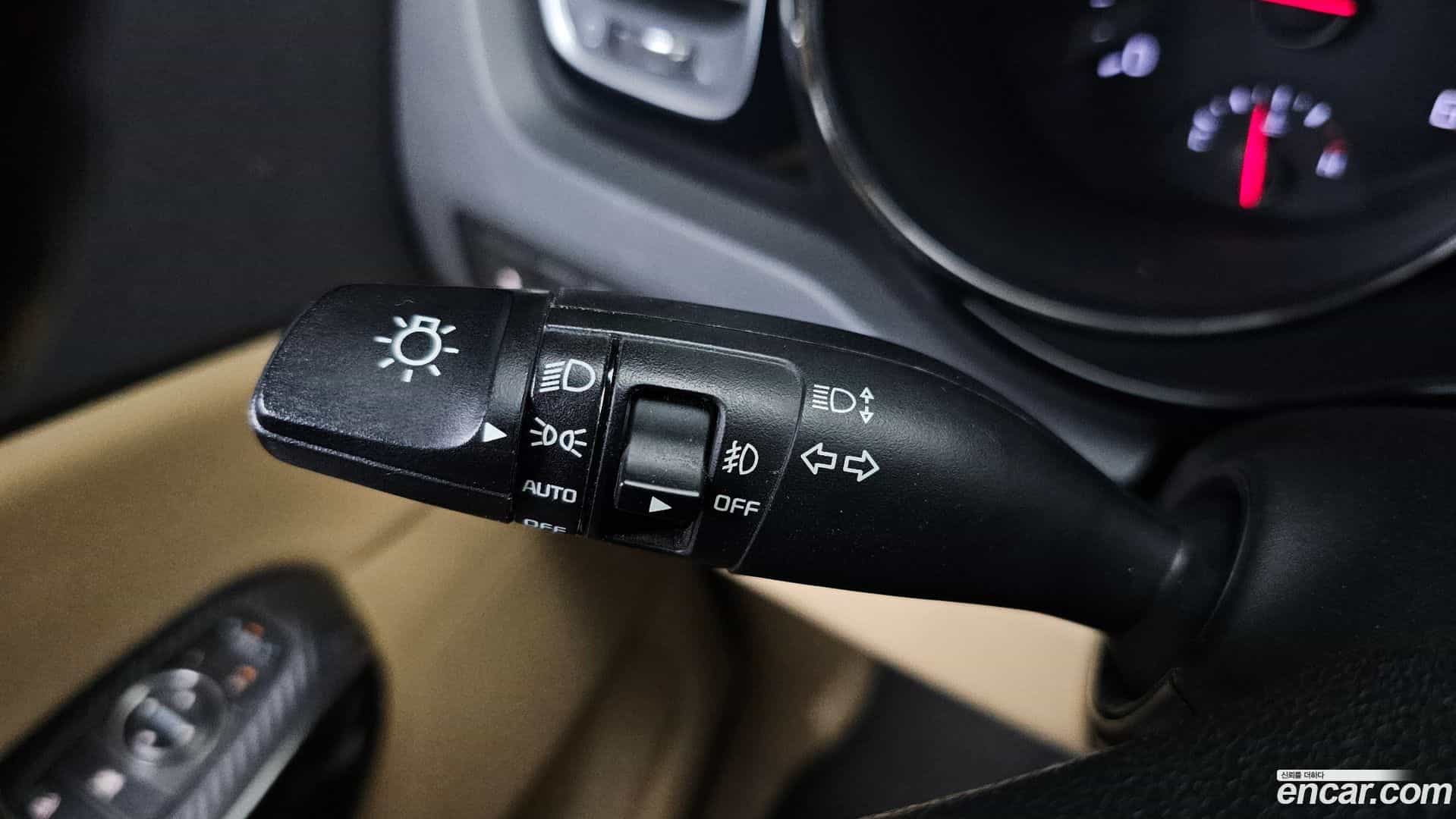 Canival Kia 2016.6-OPTION-042