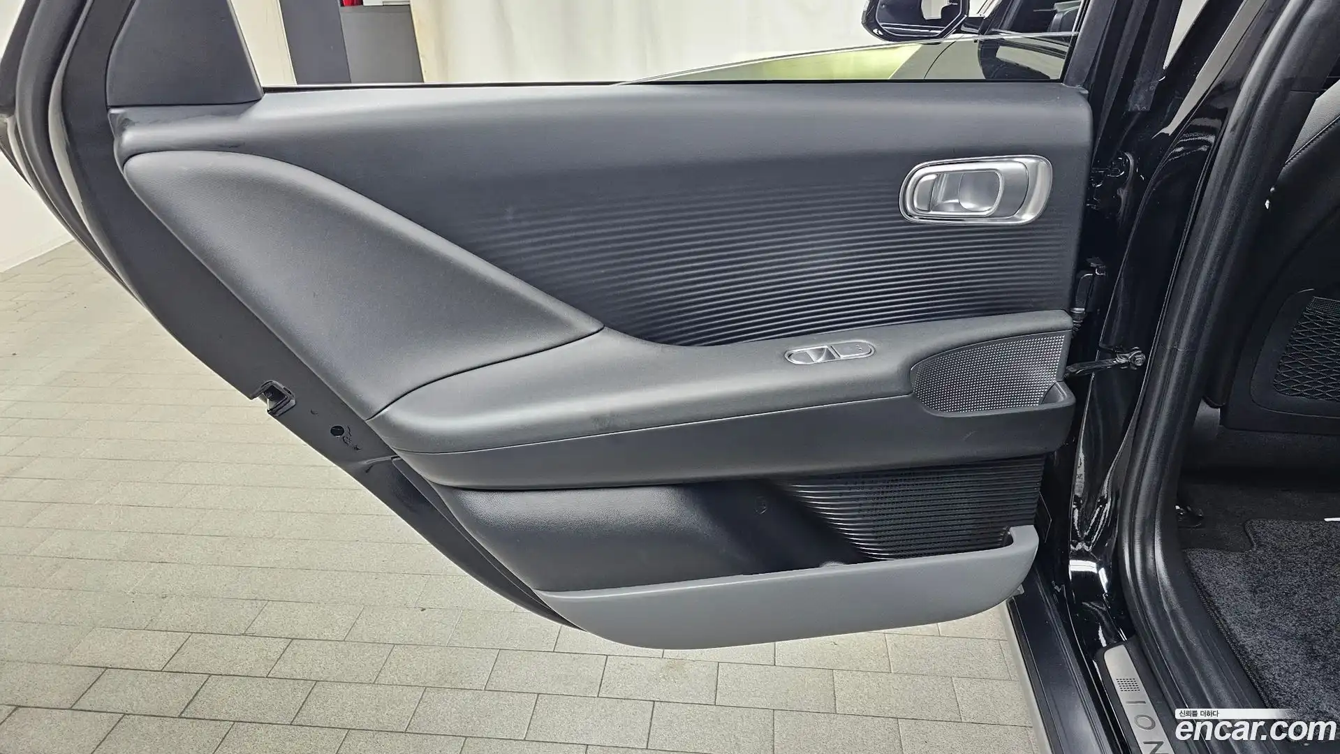 Ioniq6 Hyundai 2023.11-INNER-035