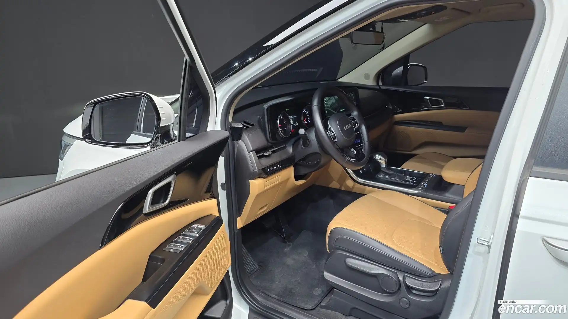 Canival Kia 2023.0-INNER-010