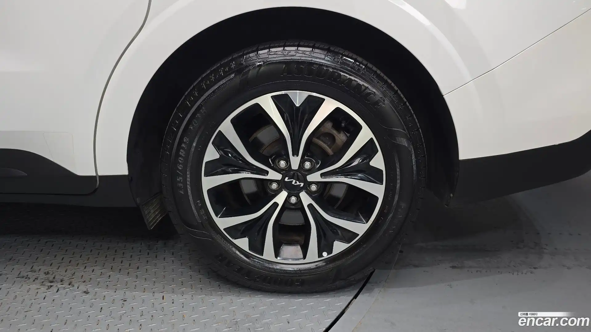 Canival Kia 2023.0-OUTER-031