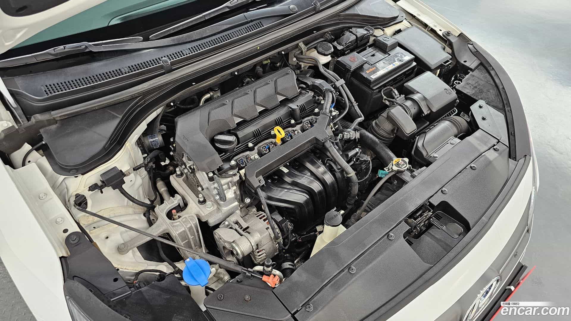AVANTE Hyundai 2020.1-OUTER-006