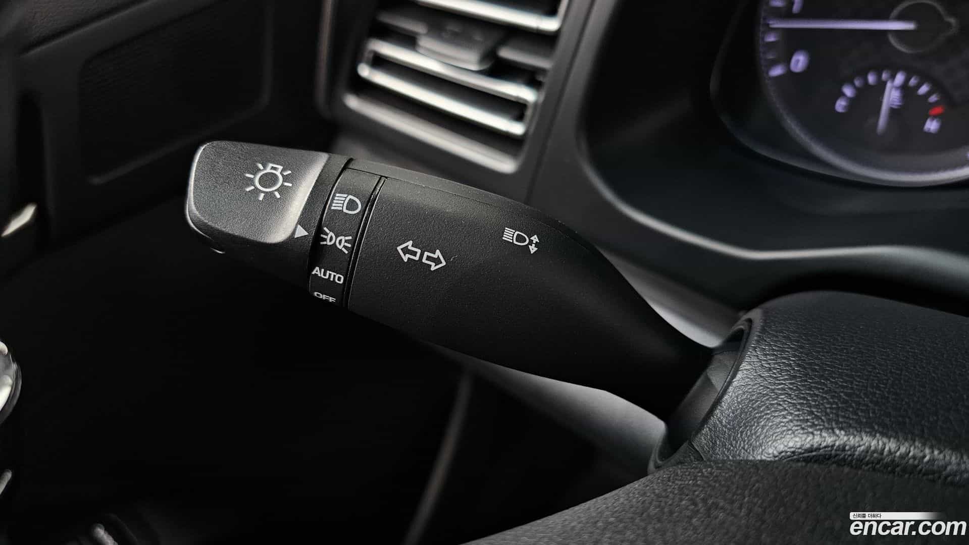 AVANTE Hyundai 2020.1-OPTION-022