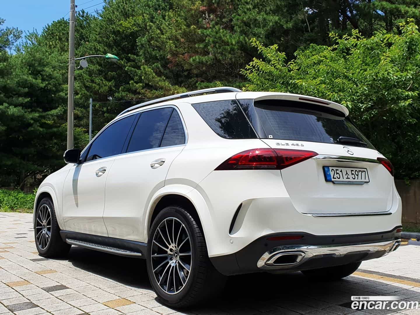 GLE-Class Mercedes-Benz 2023.6-OUTER-002