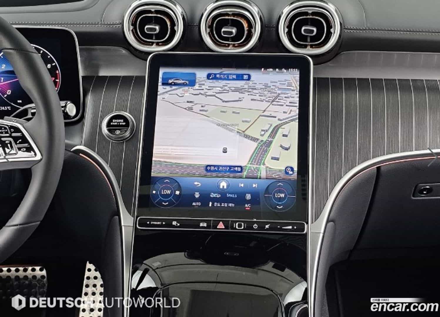 GLC-Class Mercedes-Benz 2024.10-OPTION-018