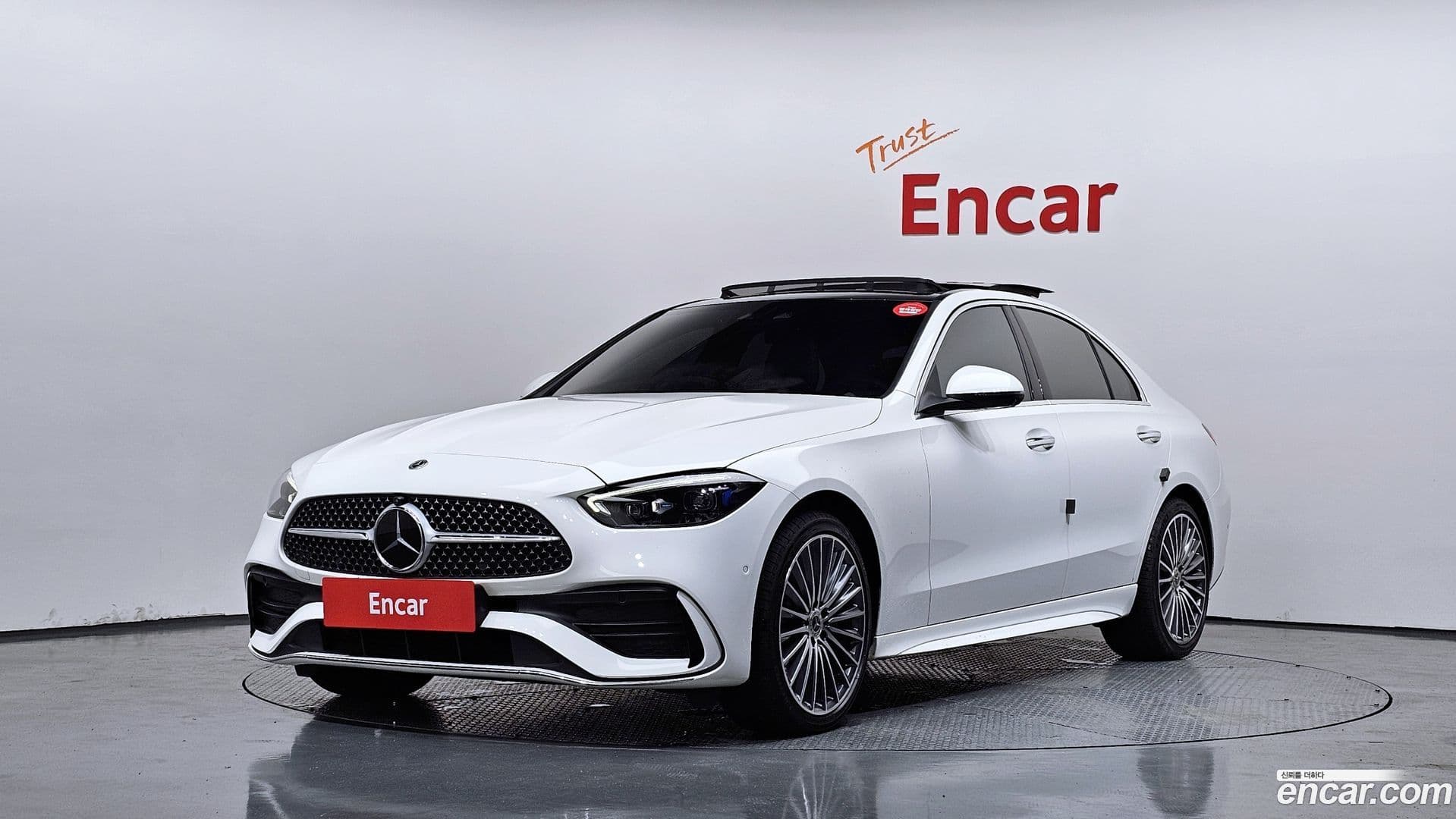 Main__Slider__Photo:C-Class Mercedes-Benz 2022.3-0