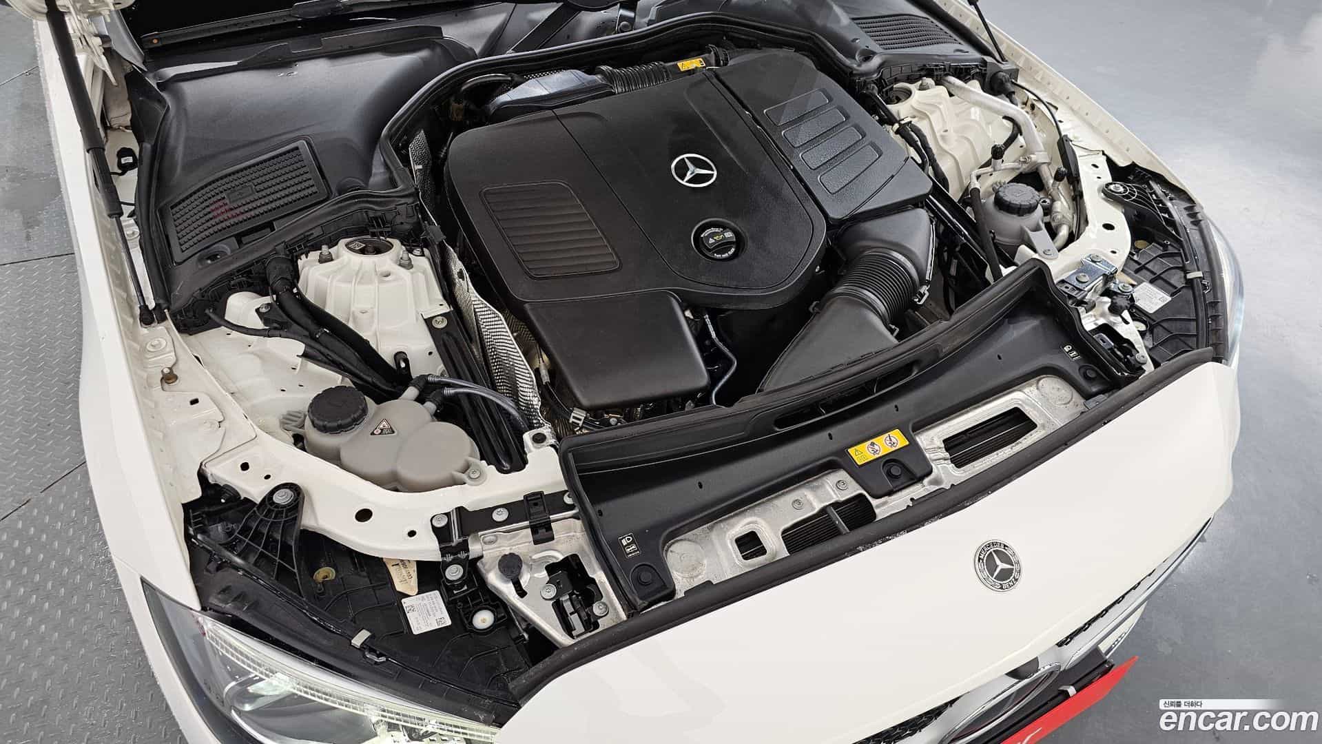 C-Class Mercedes-Benz 2022.3-OUTER-006