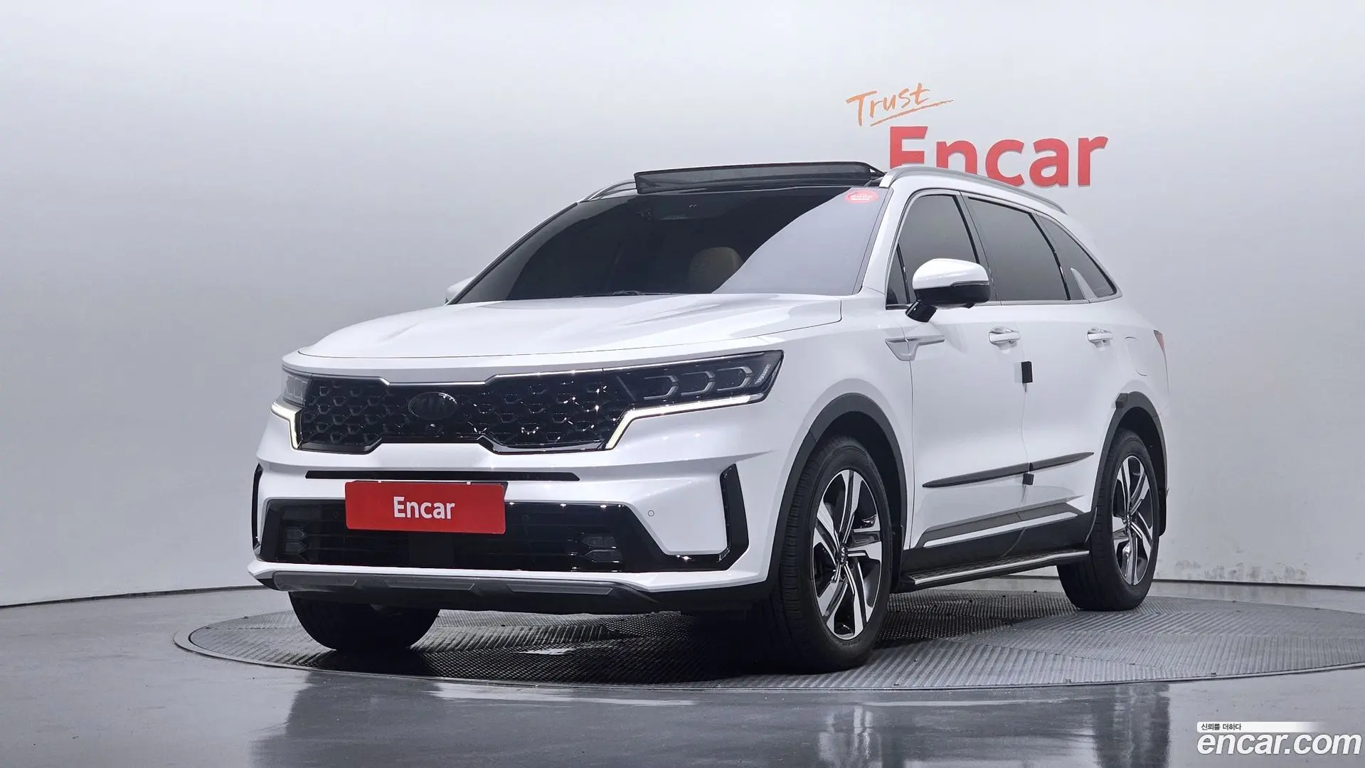 Main__Slider__Photo:Sorento Kia 2020.4-0
