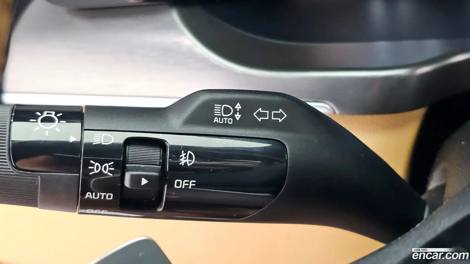 Sorento Kia 2020.4-OPTION-040