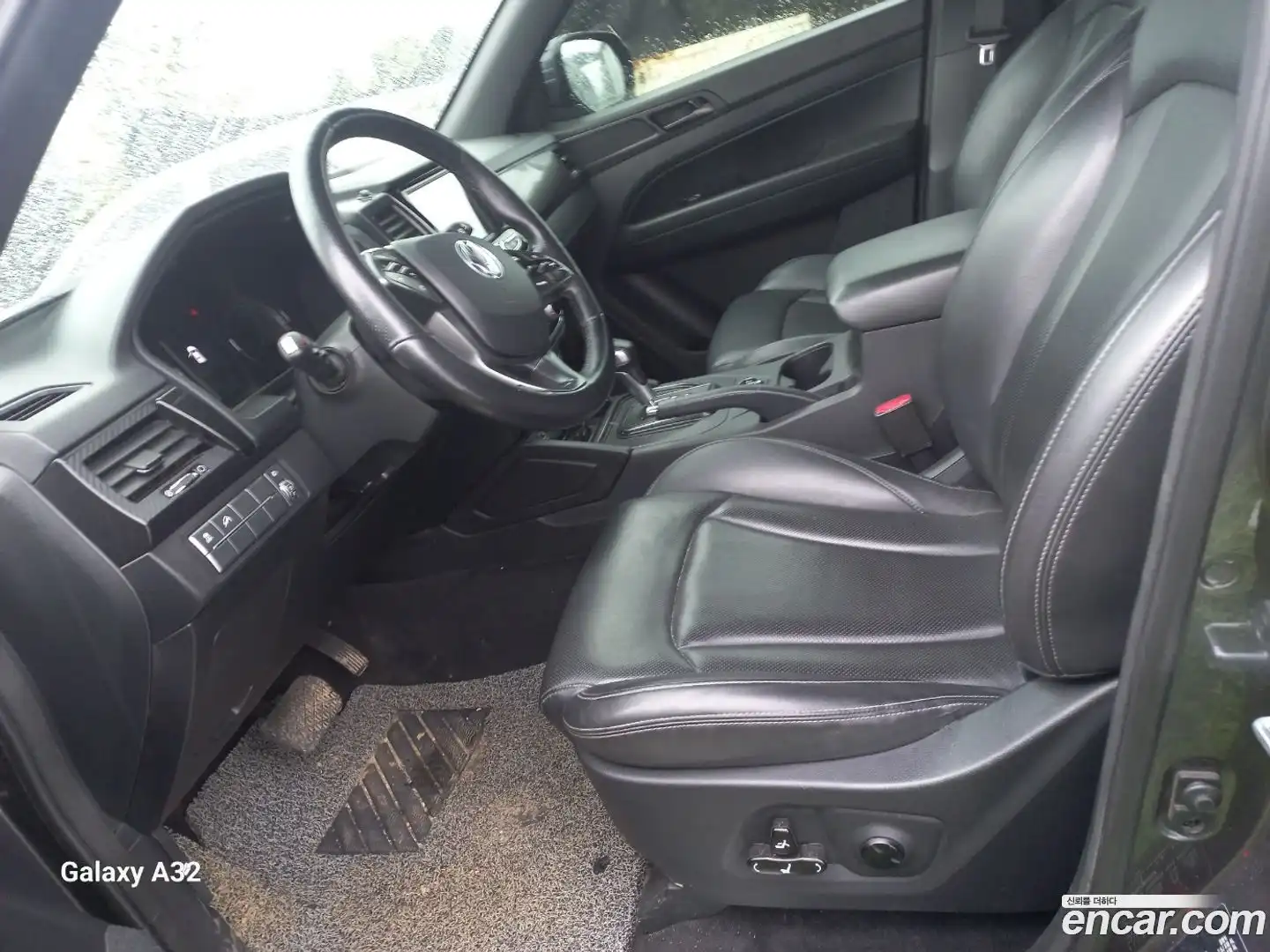 Rexton KG Mobility 2020.5-INNER-007
