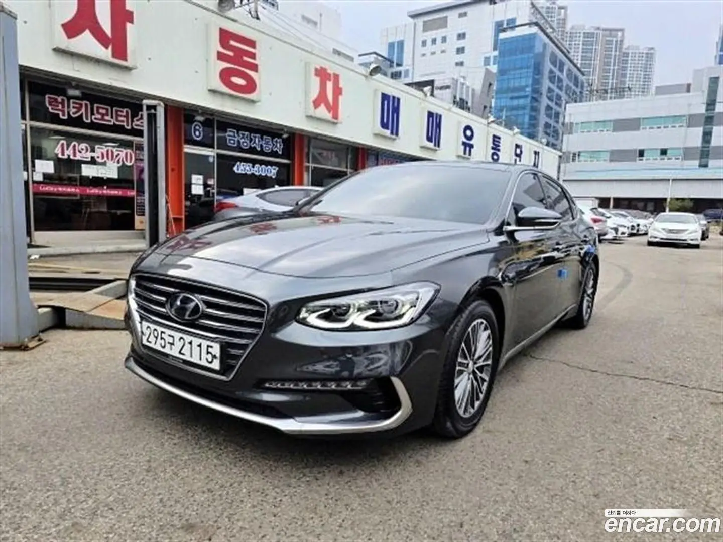 Main__Slider__Photo:Grandeur Hyundai 2019.11-0
