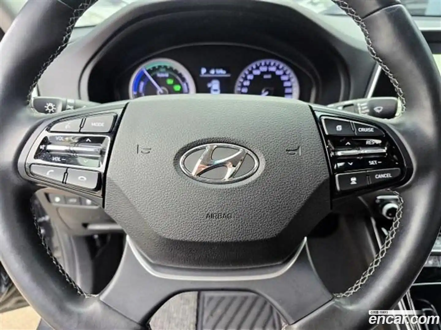 Grandeur Hyundai 2019.11-OPTION-015