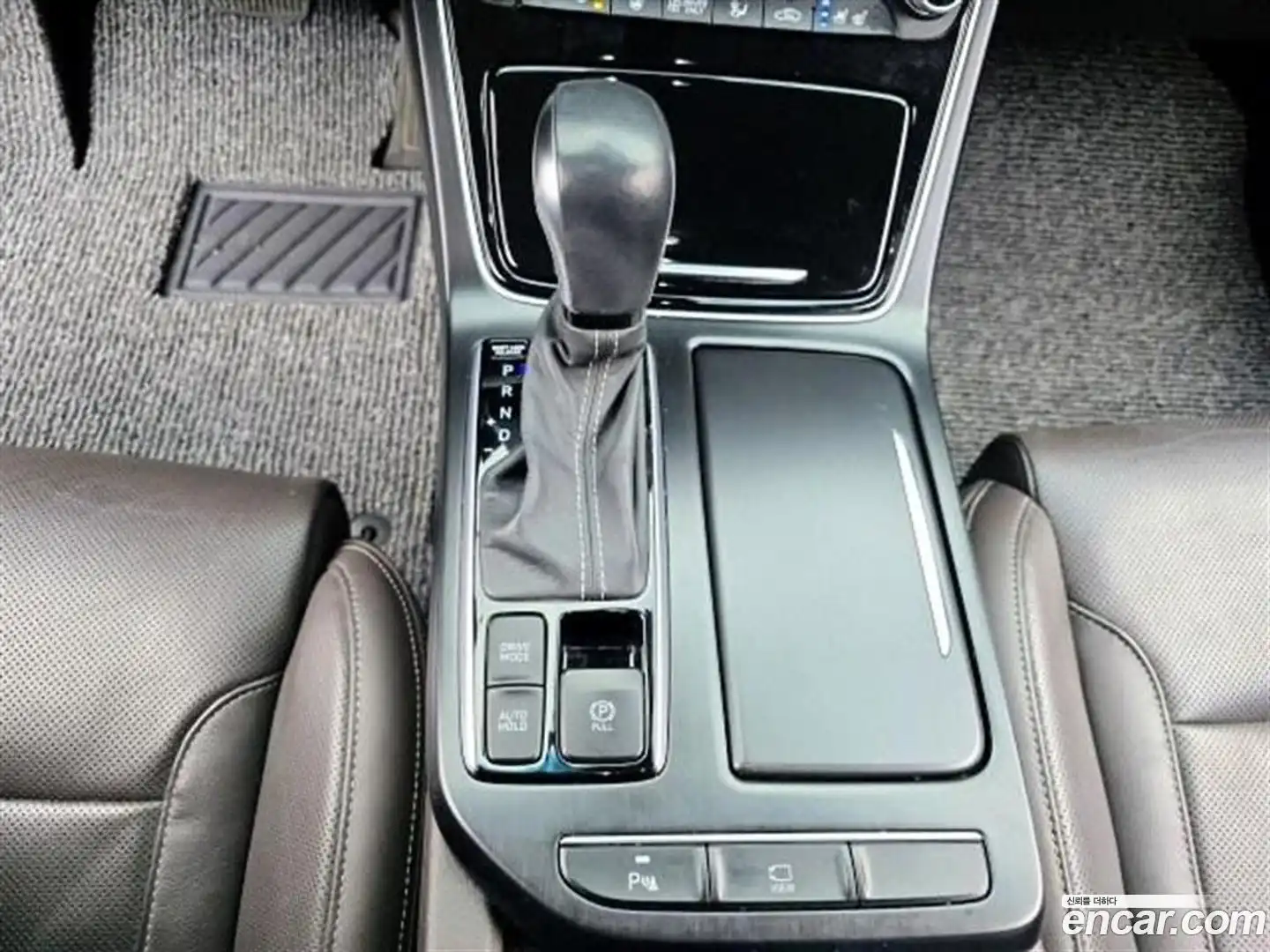 Grandeur Hyundai 2019.11-OPTION-018