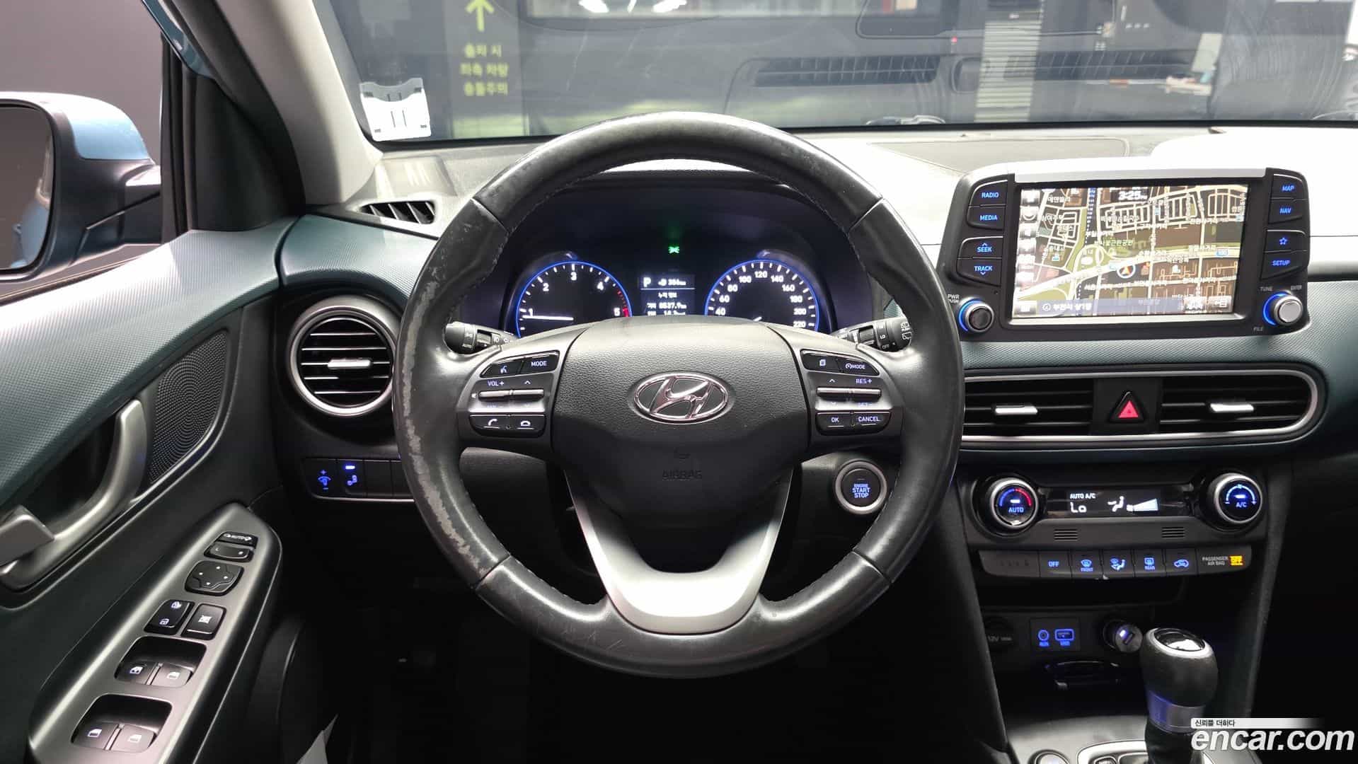 Kona Hyundai 2017.7-OPTION-017