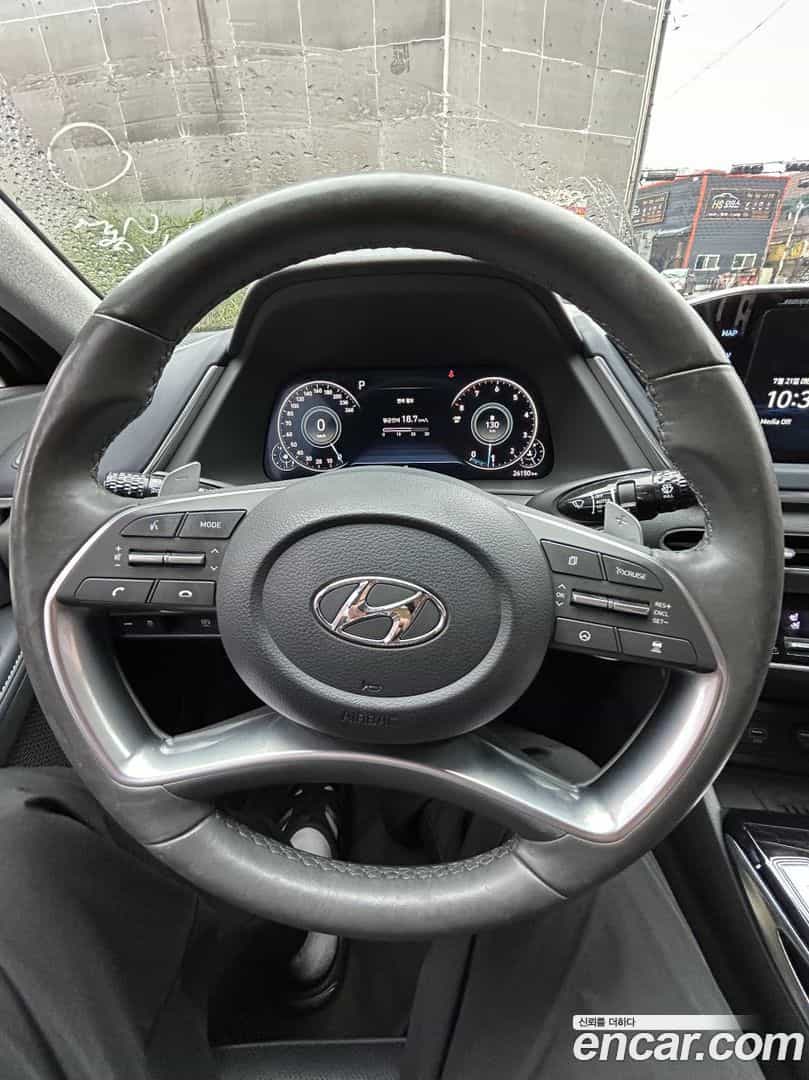 Sonata Hyundai 2022.6-OPTION-017
