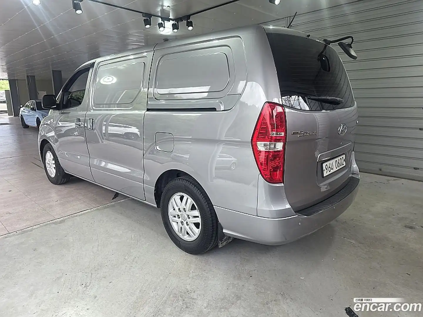 Starex Hyundai 2017.5-OUTER-005