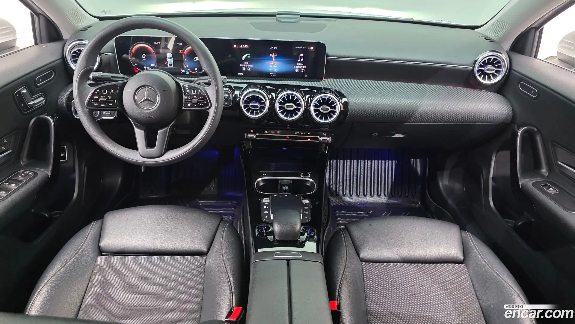A-Class Mercedes-Benz 2020.1-INNER-007