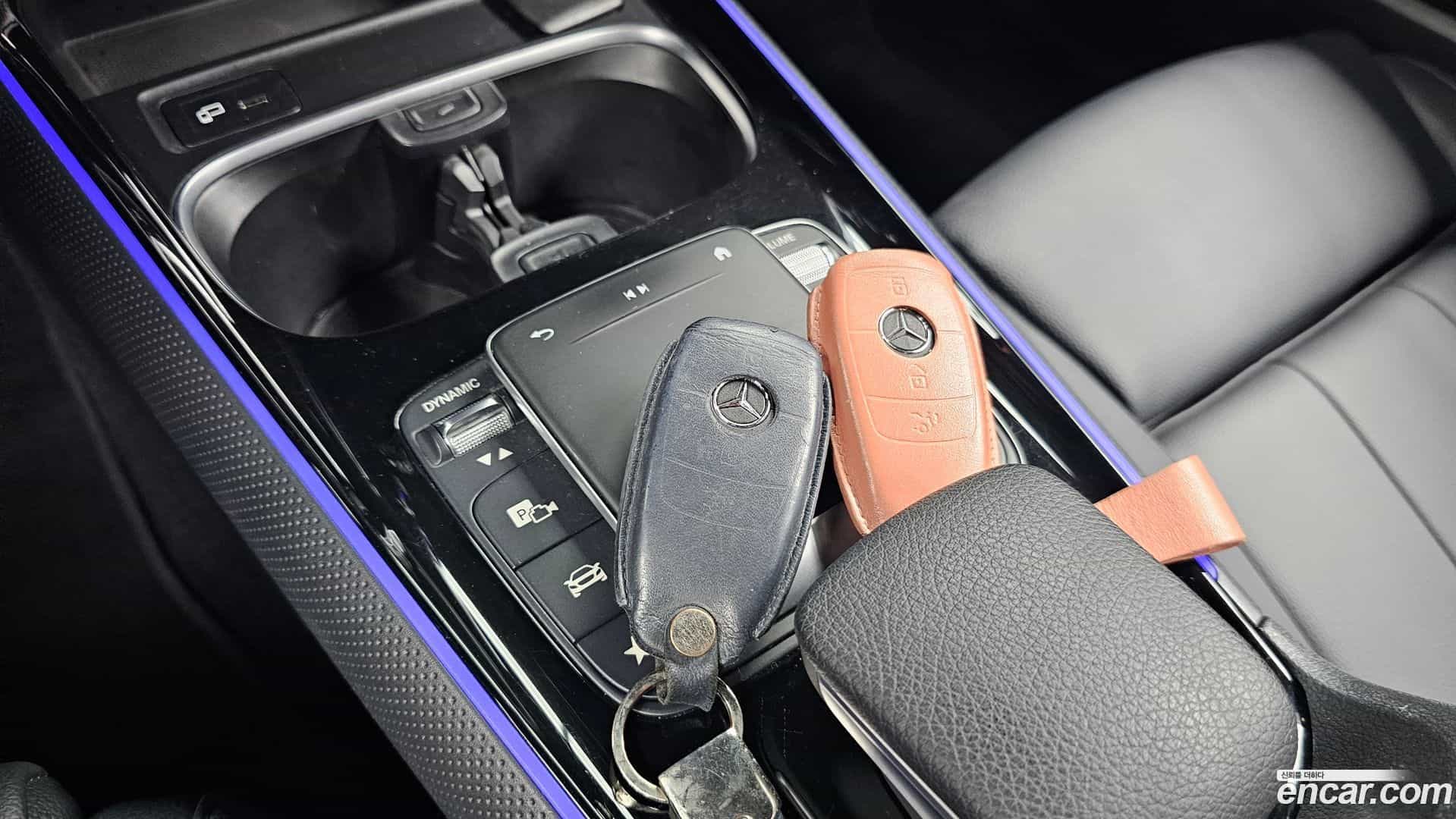 GLB-Class Mercedes-Benz 2021.8-OPTION-019